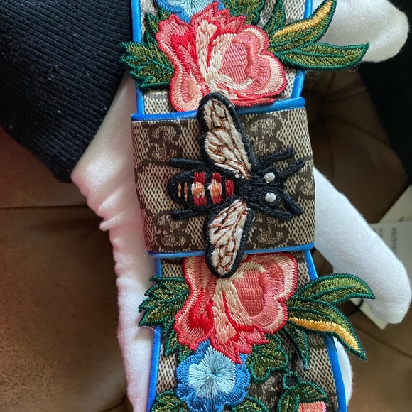 Gucci Accessories - Gucci Bee Flower Headband